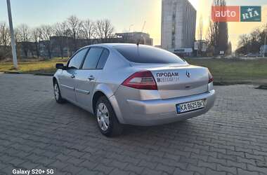 Седан Renault Megane 2006 в 