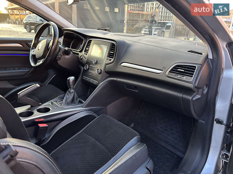 Универсал Renault Megane 2018 в Ужгороде фото 5 Универсал Renault Megane 2018 в Ужгороде