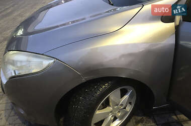 Купе Renault Megane 2010 в 