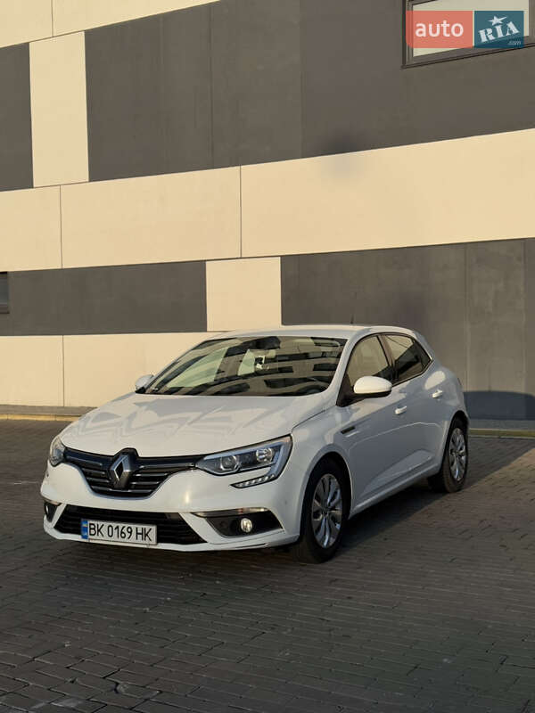 Хетчбек Renault Megane 2017 в Рівному