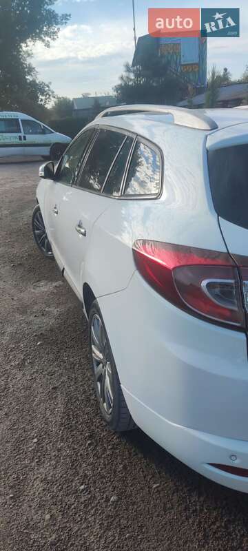 Універсал Renault Megane 2010 в Кам'янському фото 15 Універсал Renault Megane 2010 в Кам'янському
