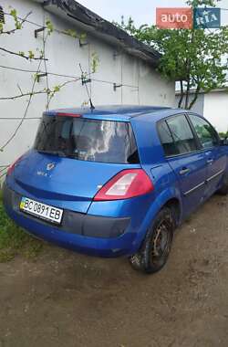 Хэтчбек Renault Megane 2003 в 