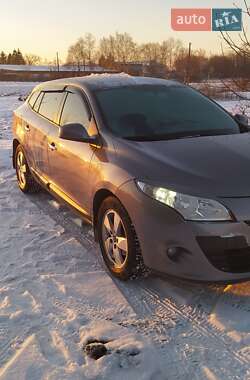 Универсал Renault Megane 2010 в Хороле