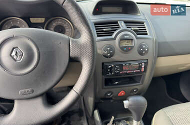 Седан Renault Megane 2006 в 