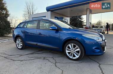 Универсал Renault Megane 2010 в Городке