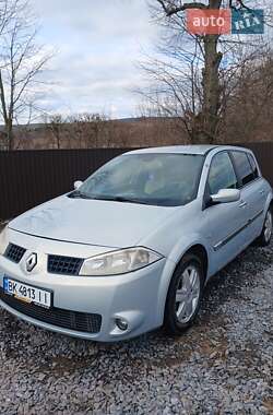 Хэтчбек Renault Megane 2003 в Дубно