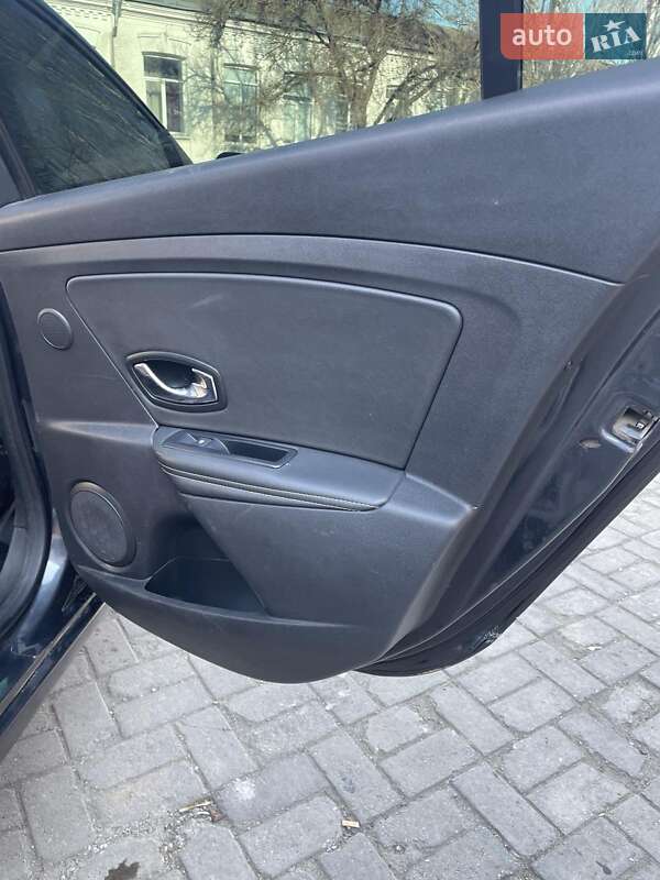 Универсал Renault Megane 2013 в Херсоне фото 22 Универсал Renault Megane 2013 в Херсоне