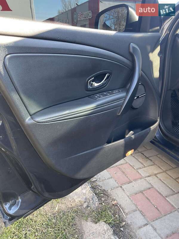 Универсал Renault Megane 2013 в Херсоне фото 27 Универсал Renault Megane 2013 в Херсоне