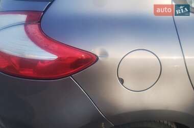 Хетчбек Renault Megane 2009 в 