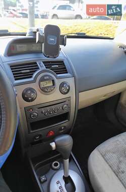 Хэтчбек Renault Megane 2006 в Киеве