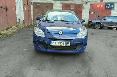 Хэтчбек Renault Megane 2009 в 