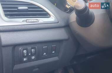 Универсал Renault Megane 2012 в 