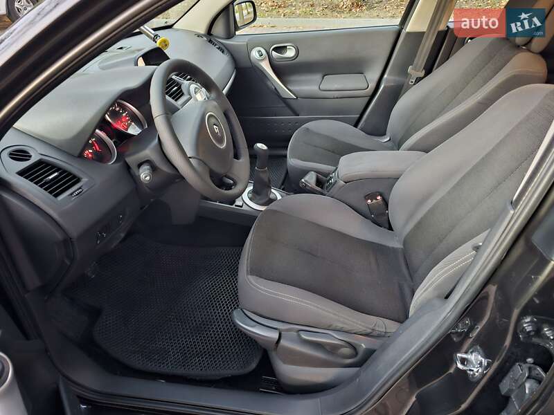 Седан Renault Megane 2009 в Кропивницком
