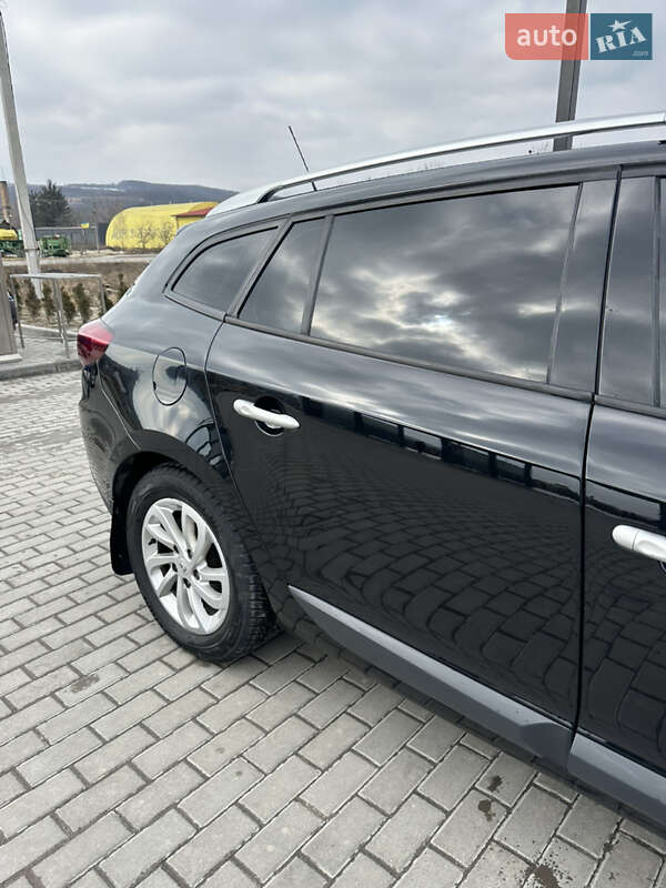 Универсал Renault Megane 2011 в Золочеве фото 8 Универсал Renault Megane 2011 в Золочеве