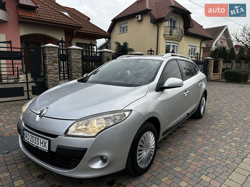 Универсал Renault Megane 2009 в 