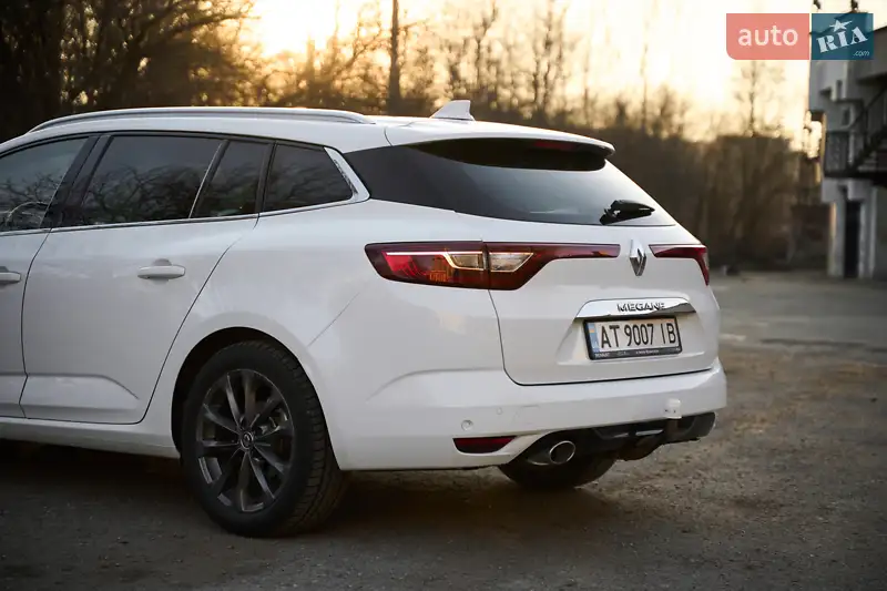 Renault Megane 2017 VIN VF1RFB00958182337 фото оголошення 5 з 92