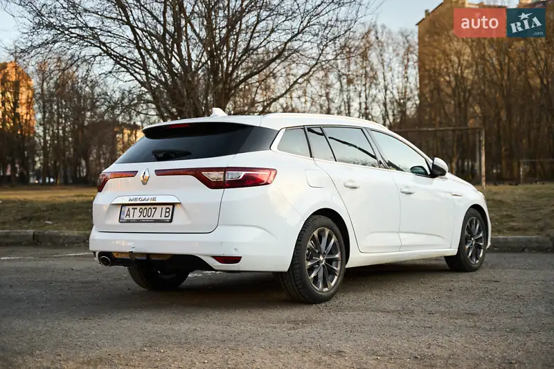 Renault Megane 2017 VIN VF1RFB00958182337 фото оголошення 9 з 92