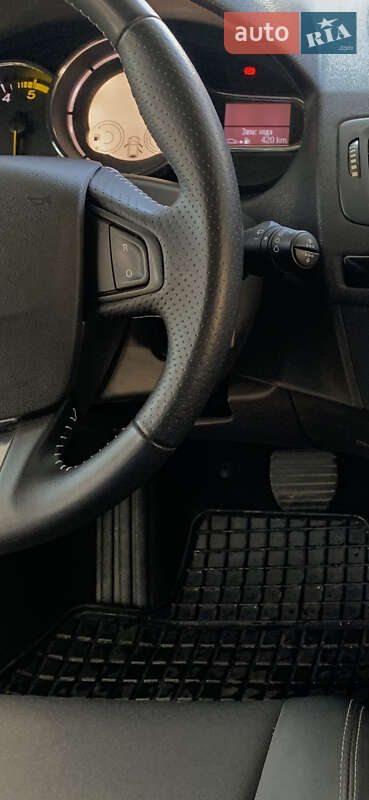 Универсал Renault Megane 2013 в Ровно