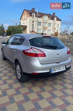 Хетчбек Renault Megane 2011 в Гайсину