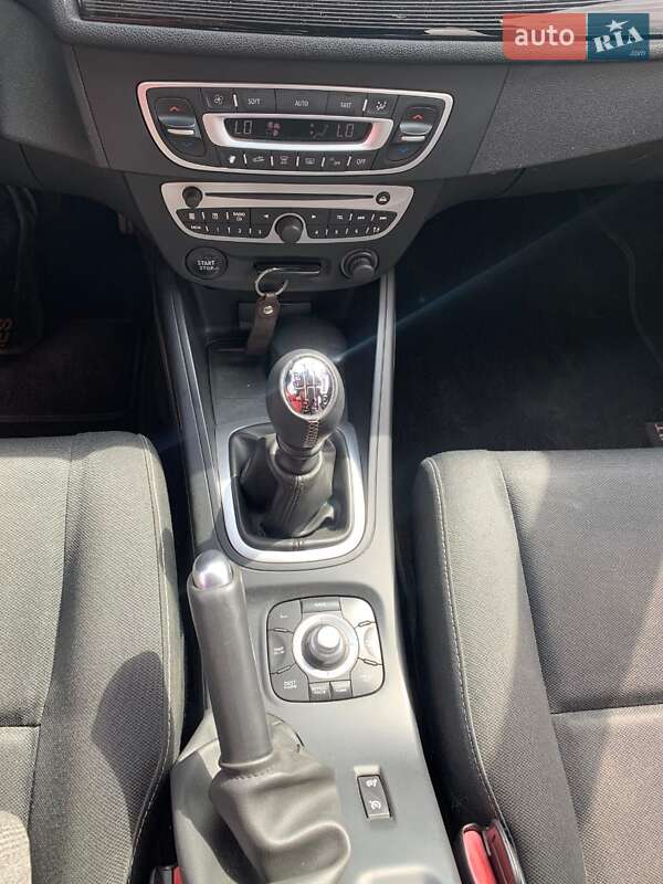 Универсал Renault Megane 2011 в Сарнах