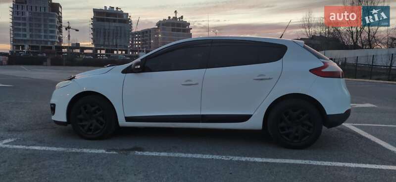 Хэтчбек Renault Megane 2013 в Ужгороде
