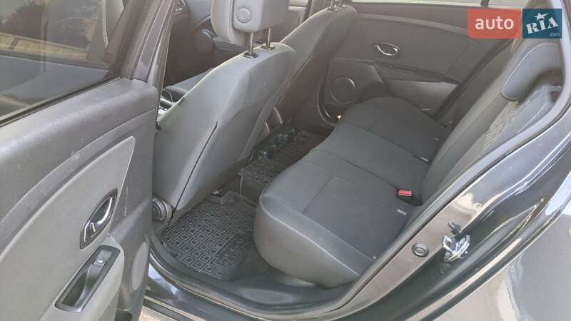 Універсал Renault Megane 2012 в Рівному фото 10 Універсал Renault Megane 2012 в Рівному