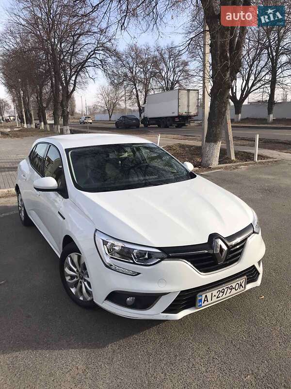 Хэтчбек Renault Megane 2018 в Киеве