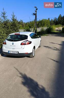 Хэтчбек Renault Megane 2015 в Киеве