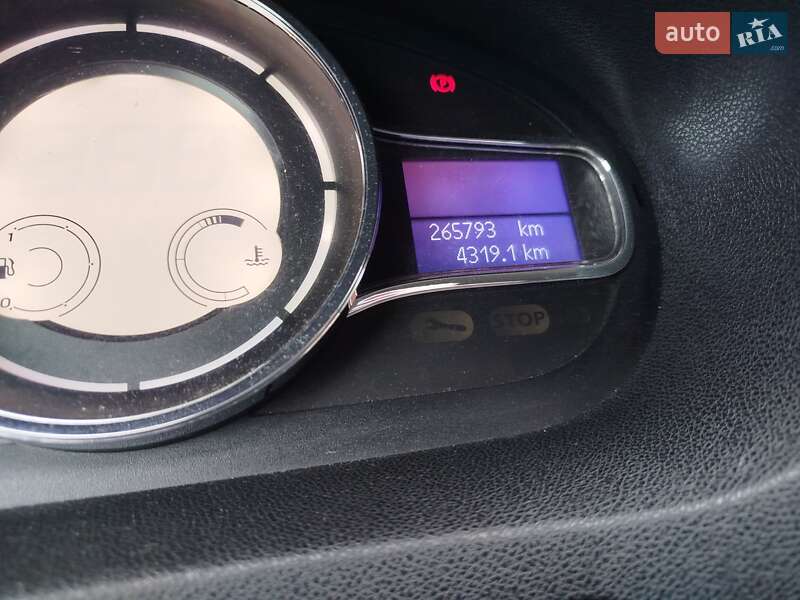 Универсал Renault Megane 2013 в Луцке фото 10 Универсал Renault Megane 2013 в Луцке