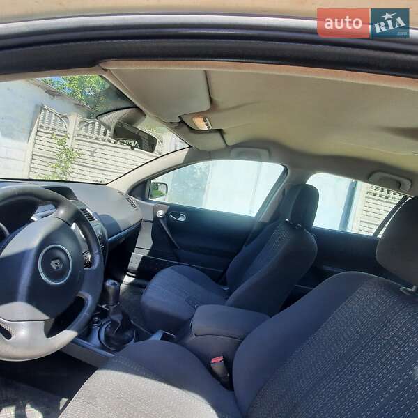 Седан Renault Megane 2007 в Днепре