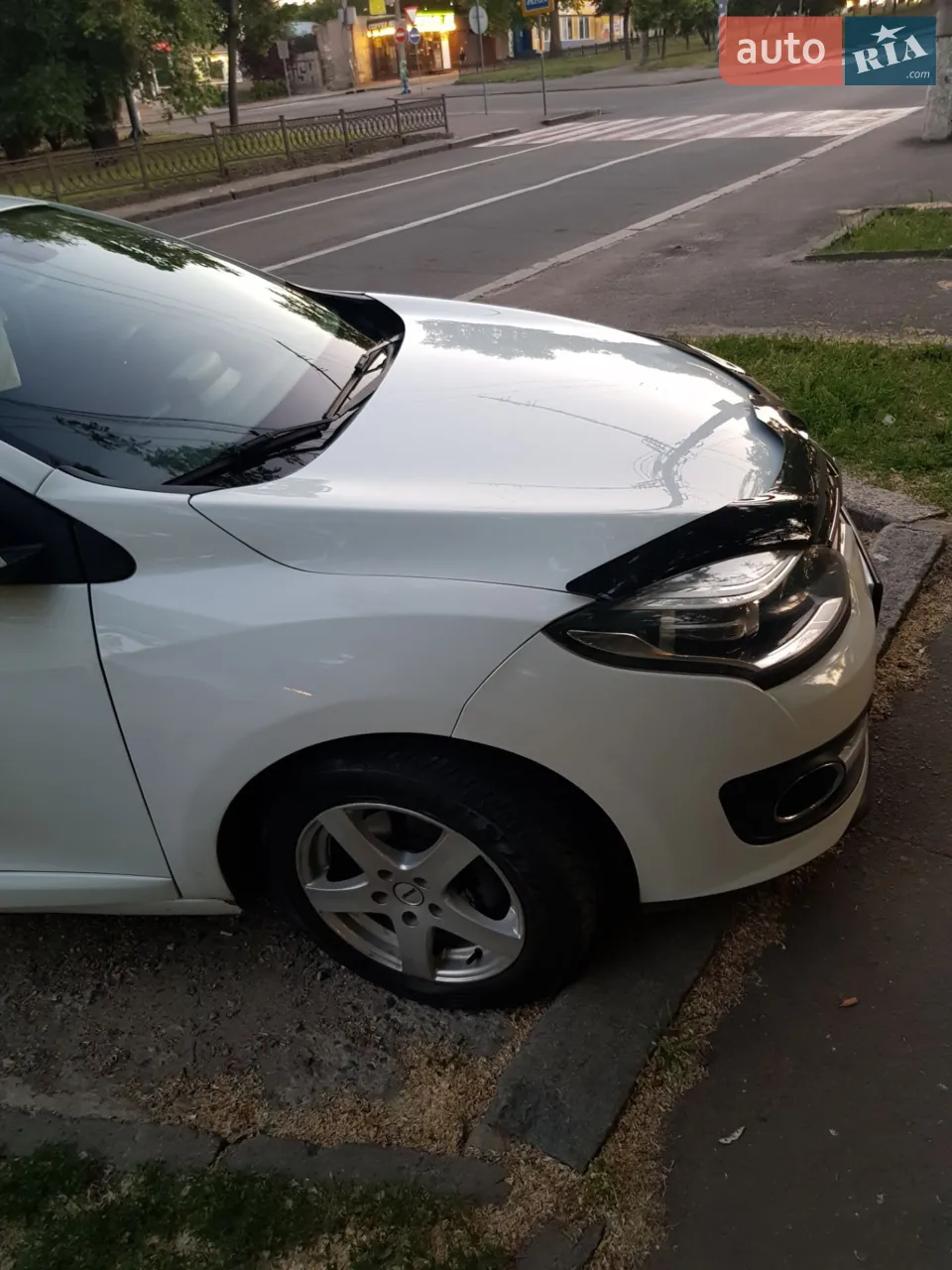 2014 Renault Megane - мініатюра 8