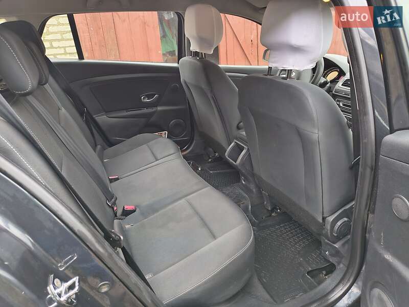 Універсал Renault Megane 2011 в Рівному фото 6 Універсал Renault Megane 2011 в Рівному