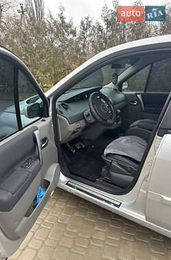 Хэтчбек Renault Megane 2007 в 