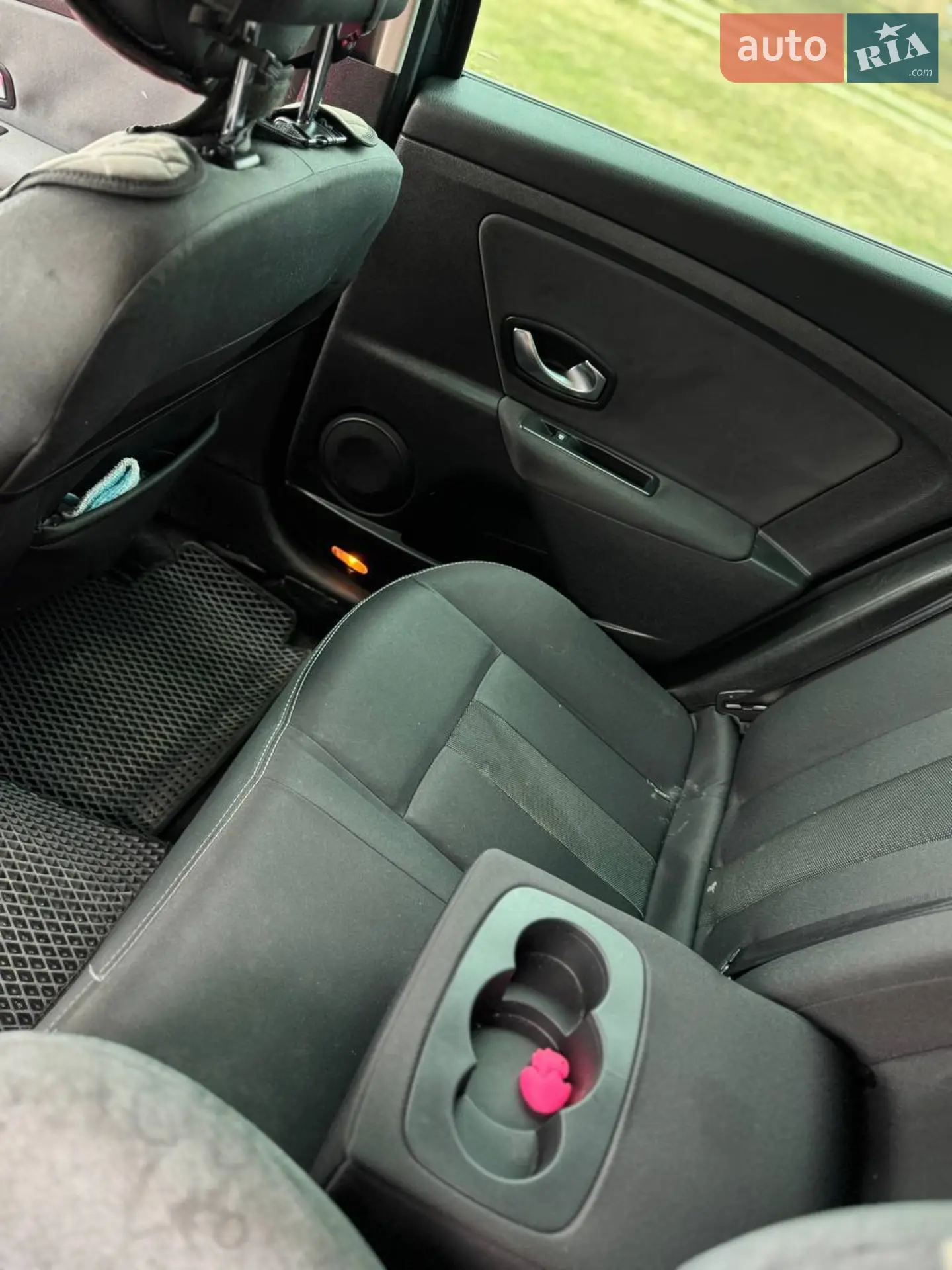 2010 Renault Megane - мініатюра 10