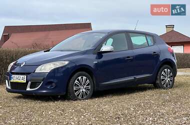 Хэтчбек Renault Megane 2010 в 