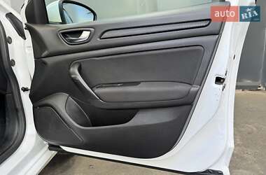 Седан Renault Megane 2020 в 