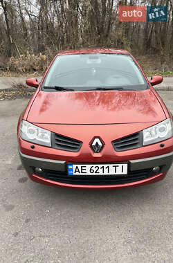 Хэтчбек Renault Megane 2006 в 