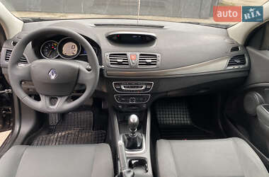 Хэтчбек Renault Megane 2009 в 