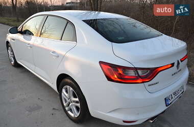 Седан Renault Megane 2019 в 