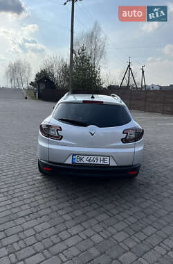 Универсал Renault Megane 2011 в 