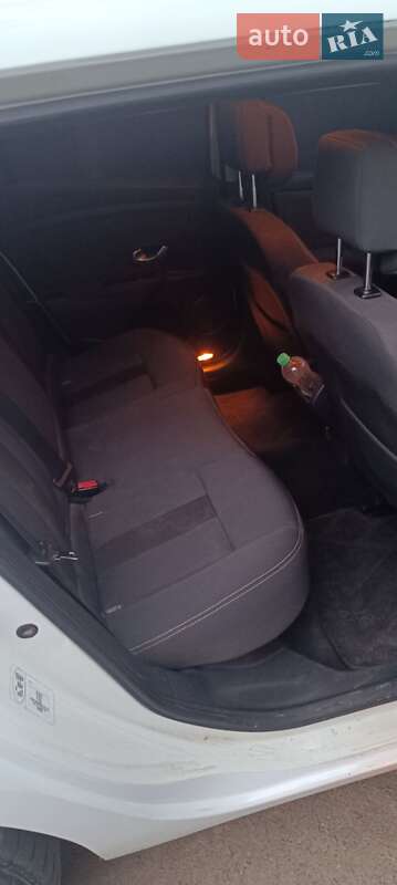 Универсал Renault Megane 2011 в Хусте