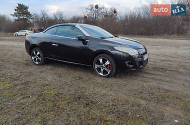 Кабриолет Renault Megane 2010 в 