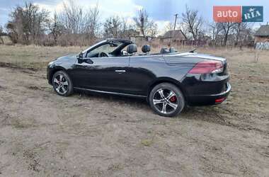 Кабриолет Renault Megane 2010 в 
