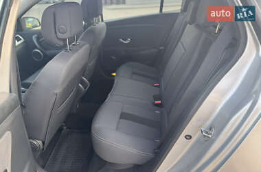Универсал Renault Megane 2010 в 