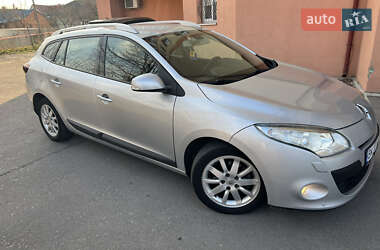 Универсал Renault Megane 2011 в 