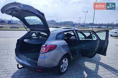 Универсал Renault Megane 2010 в 