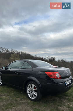 Кабриолет Renault Megane 2005 в 