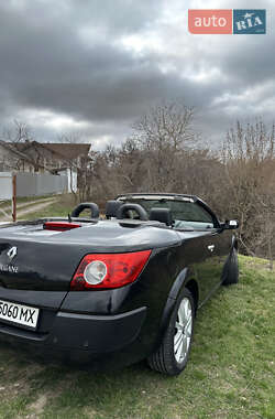 Кабриолет Renault Megane 2005 в 