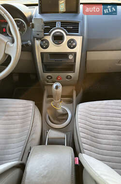Универсал Renault Megane 2005 в 