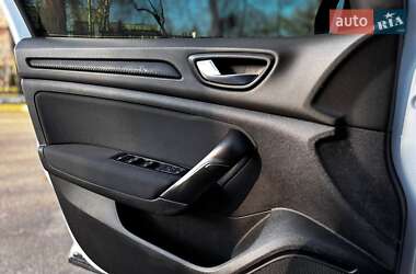 Седан Renault Megane 2018 в 